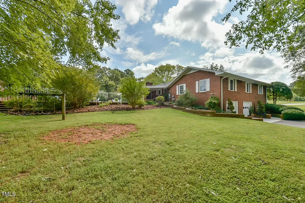 304 Homestead Road Chapel Hill NC 27516