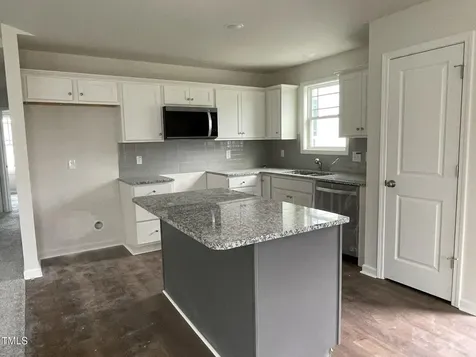 130 Tulipfield Way Benson NC 27504
