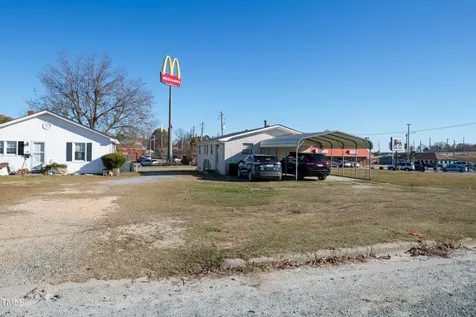 203 S Dunn Street Benson NC 27504