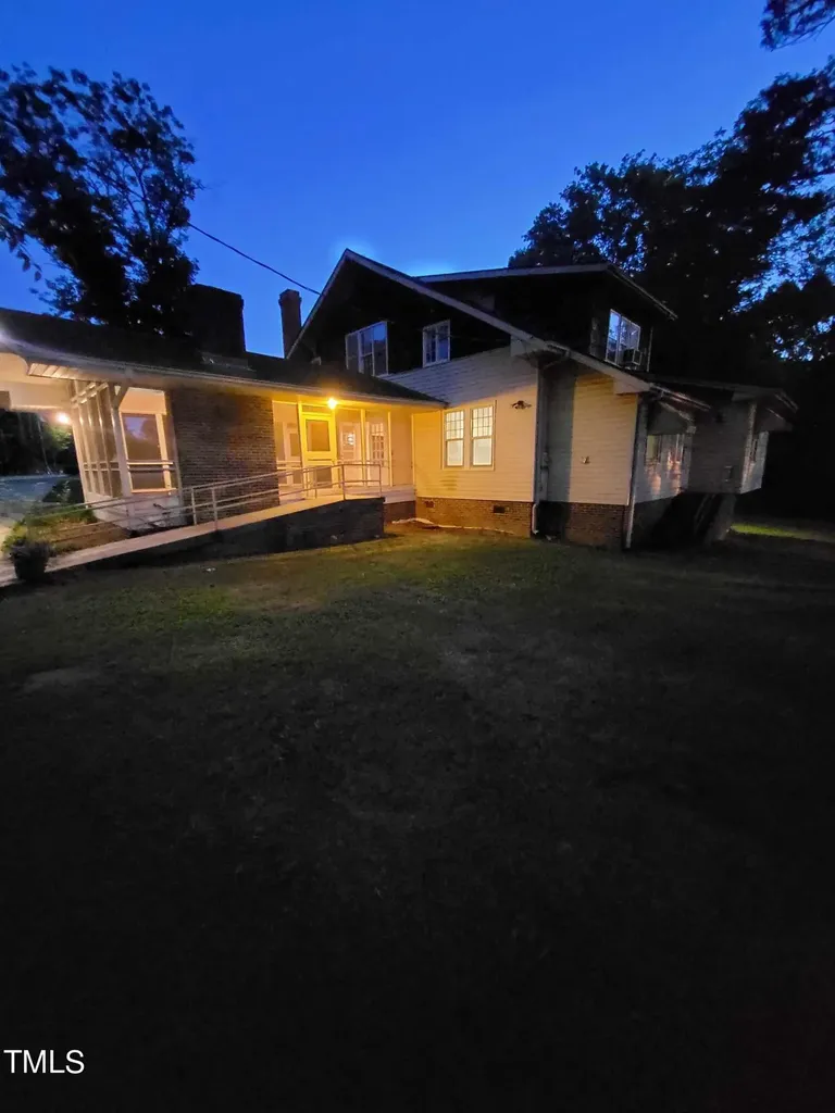 1521 Cross Link Road Raleigh NC 27610
