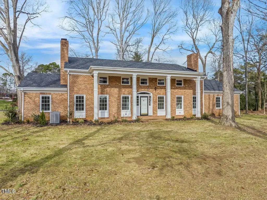 191 Pine Lake Drive Siler City NC 27344