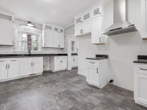191 Pine Lake Drive Siler City NC 27344