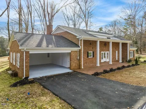 191 Pine Lake Drive Siler City NC 27344