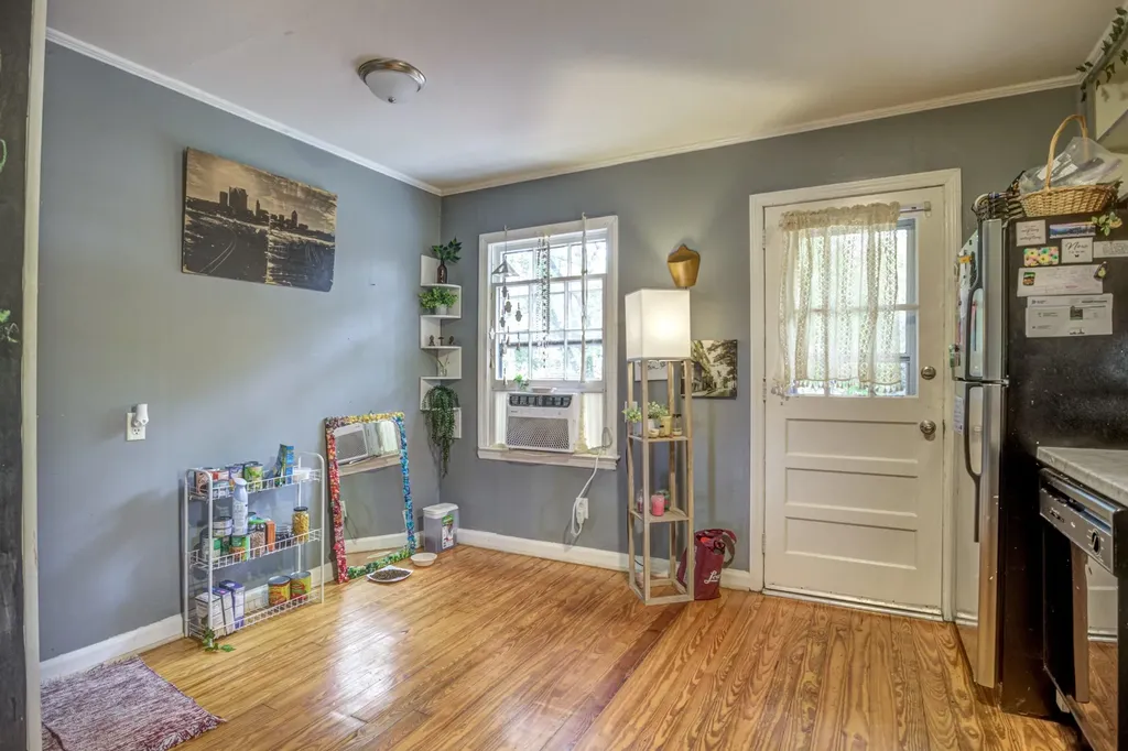 810 Brooklyn Street Raleigh NC 27605