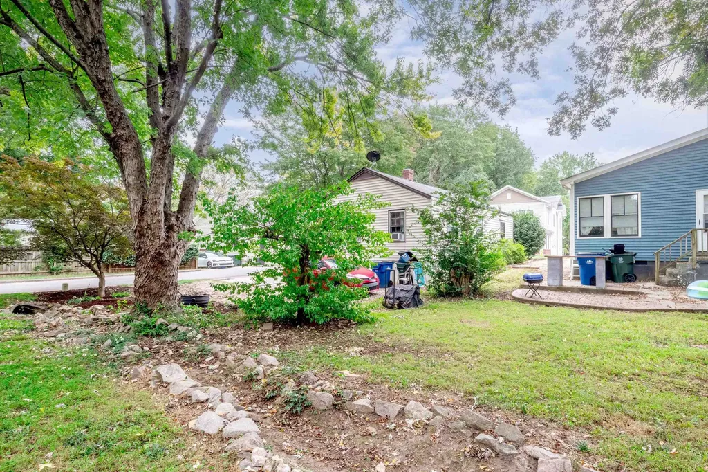 810 Brooklyn Street Raleigh NC 27605