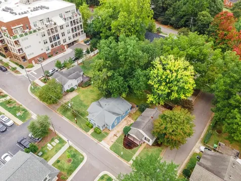 810 Brooklyn Street Raleigh NC 27605