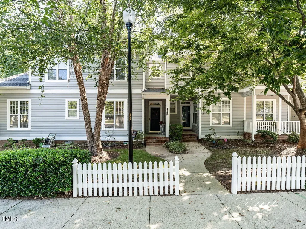 129 Summit Oaks Lane Holly Springs NC 27540