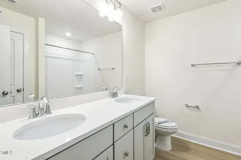 243 Kissington Way Benson NC 27504