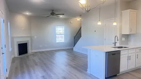 211 Drayton Hall Lane Sanford NC 27330