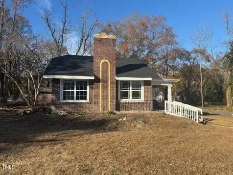 201 W Highland Avenue Kinston NC 28501