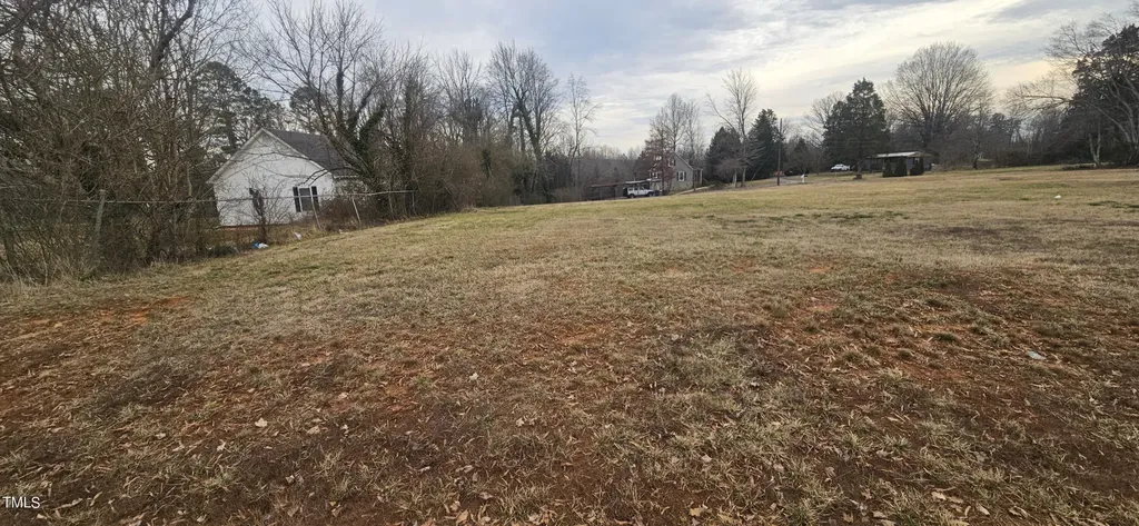 878 Old Hollow Road Winston-salem NC 27105