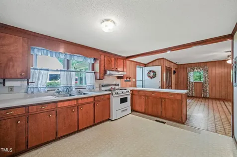 3015 Old Raleigh Road Apex NC 27502