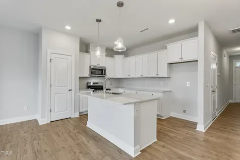 553 Eversden Drive Zebulon NC 27597