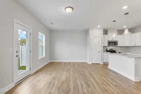 553 Eversden Drive Zebulon NC 27597