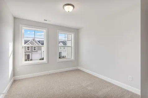553 Eversden Drive Zebulon NC 27597
