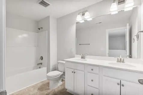 553 Eversden Drive Zebulon NC 27597