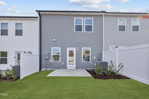 553 Eversden Drive Zebulon NC 27597