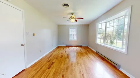 5141 Nc 56 Franklinton NC 27525