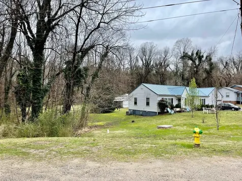 00 Oxford Road/southern Ave Road Henderson NC 27536