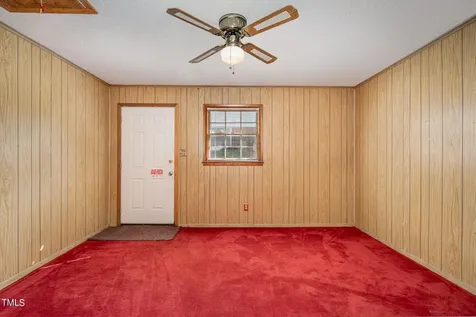 178 N Railroad Street Coats NC 27521