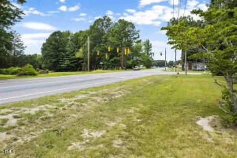 2024 Zebulon Road Zebulon NC 27597