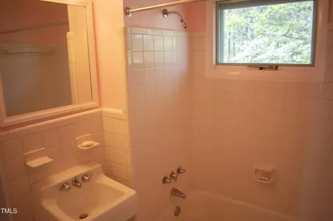 2024 Zebulon Road Zebulon NC 27597
