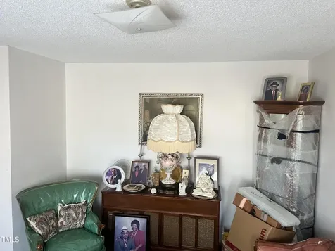 901 Oliver Street Mount Olive NC 28365