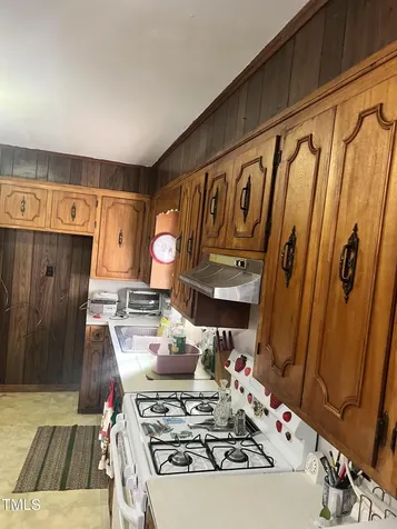 901 Oliver Street Mount Olive NC 28365