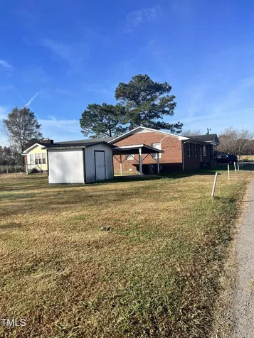 901 Oliver Street Mount Olive NC 28365