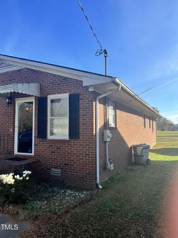 901 Oliver Street Mount Olive NC 28365