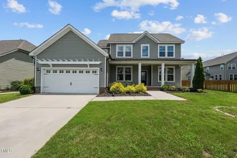 135 Glenfield Lane Burlington NC 27215