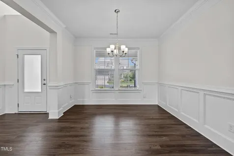 135 Glenfield Lane Burlington NC 27215