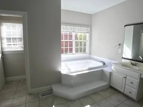 606 Preston Village Way Cary NC 27519