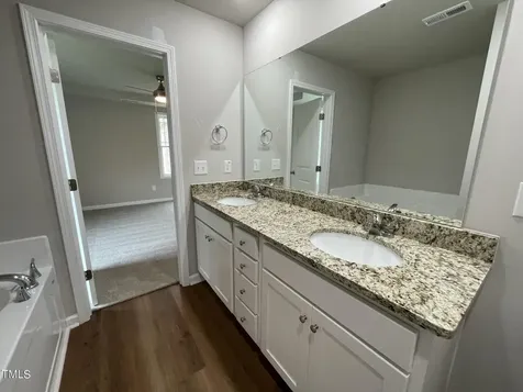 83 Oakfield Trace Drive Four Oaks NC 27524