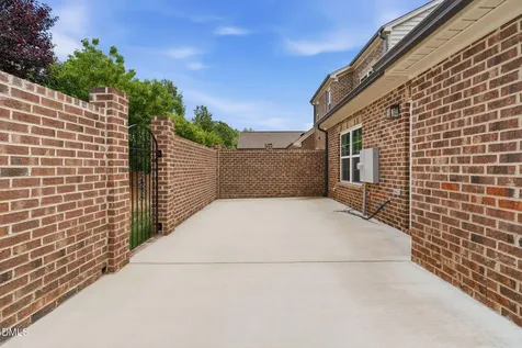1061 Talisker Way Burlington NC 27215