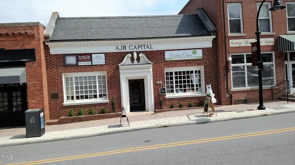 123 S White Street Wake Forest NC 27587