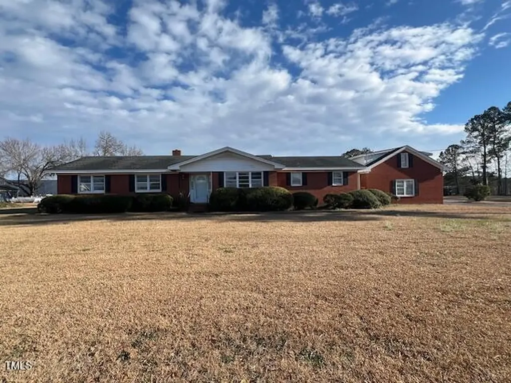 8110 Nc 210 N Angier NC 27501