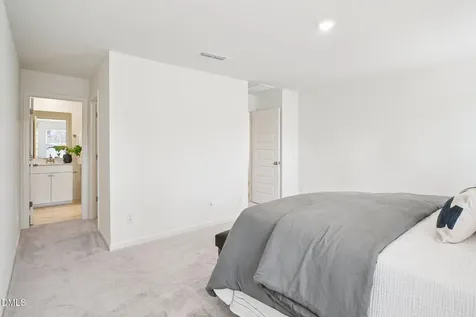 128 Parker Lane Mebane NC 27302