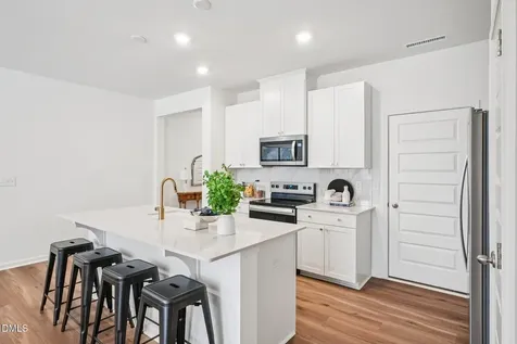 128 Parker Lane Mebane NC 27302