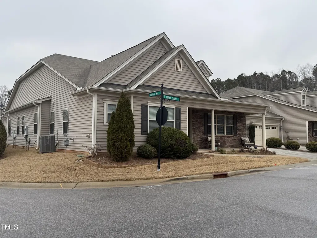 13 E Milan Court Clayton NC 27527