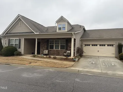 13 E Milan Court Clayton NC 27527