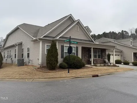 13 E Milan Court Clayton NC 27527