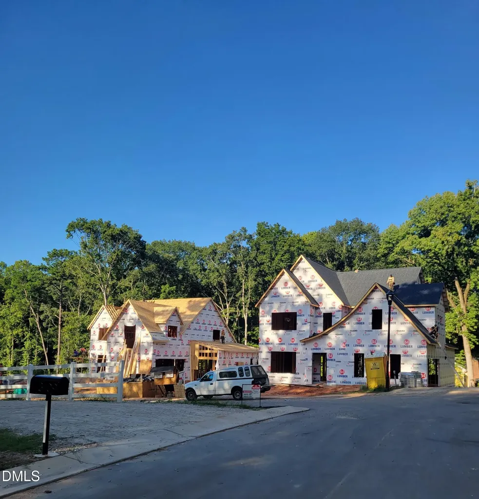 8713 Little Deer Lane Raleigh NC 27613