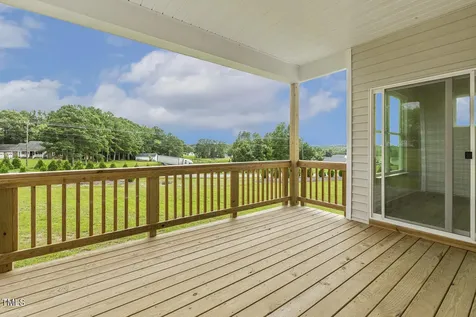 93 Ausban Rdg Lane Four Oaks NC 27524