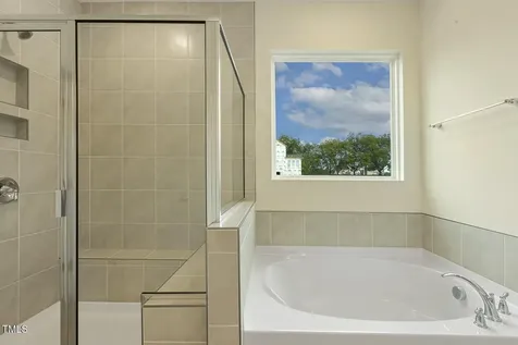 93 Ausban Rdg Lane Four Oaks NC 27524