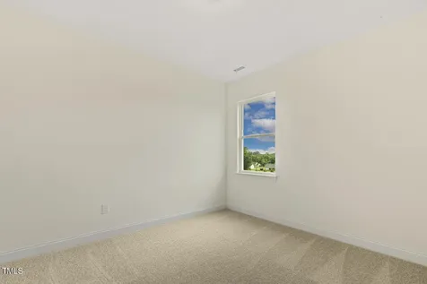 93 Ausban Rdg Lane Four Oaks NC 27524