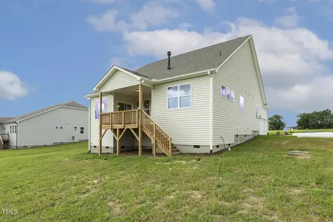 93 Ausban Rdg Lane Four Oaks NC 27524
