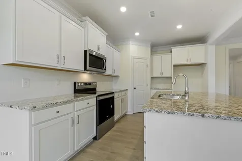 93 Ausban Rdg Lane Four Oaks NC 27524