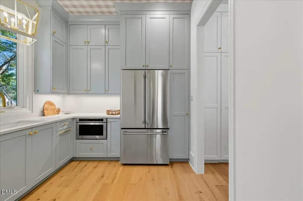 4305 Windsor Place Raleigh NC 27609
