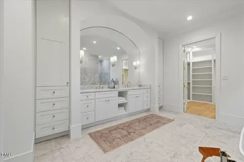 4305 Windsor Place Raleigh NC 27609